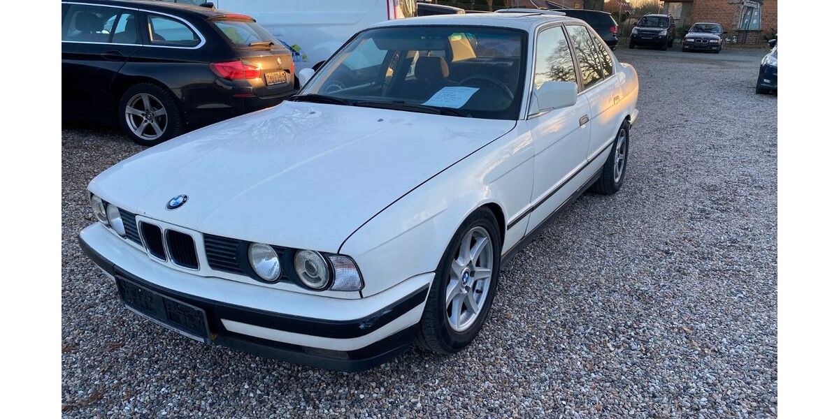 BMW 520 265.000 km 3.333 &euro; Bandenitz 19230