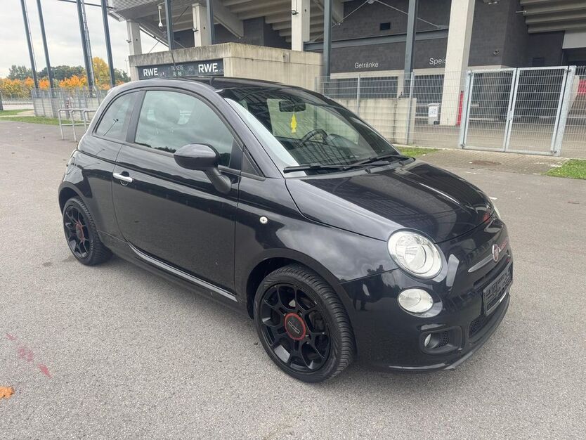Fiat 500 123.000 km 4.900 € Essen 45356