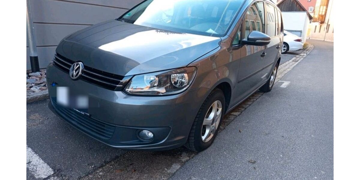 VW Touran 190.000 km 6.499 &euro; Sulzbach-Rosenberg 92237