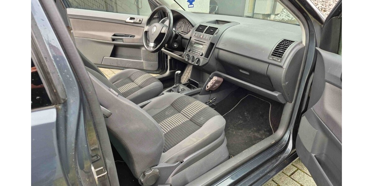 VW Polo 215.563 km 1.150 &euro; Bad Sachsa 37441