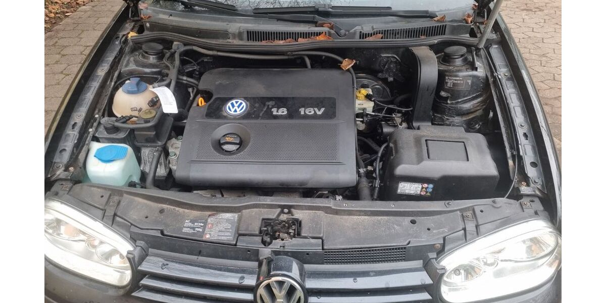 VW Golf 208.500 km 1.699 &euro; Gießen 35398