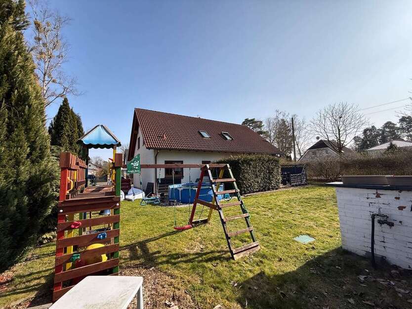 Haus zum Kaufen in Falkensee 699.000 € 180 m²
