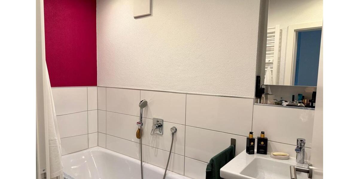 Dachgeschoßwohnung Ingelheim am Rhein - 4 Zimmer, 108 m&sup2;, 1.400&euro; | Angebot:25451377