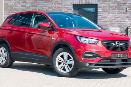 Opel Grandland (X) 114.000 km 12.499 &euro; Handewitt 24983