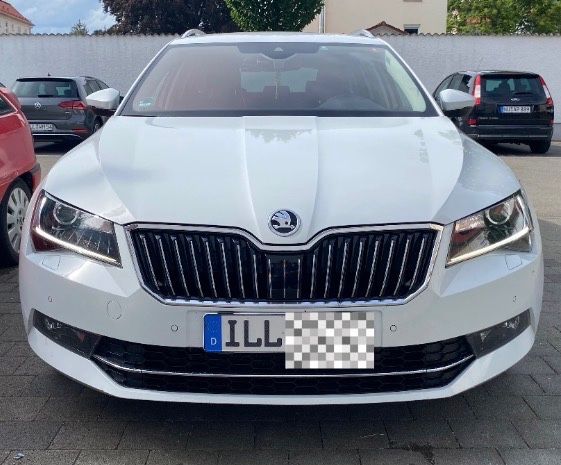 Skoda Superb 152.000 km 17.800 &euro; Illertissen 89257