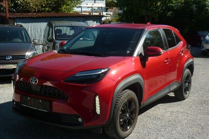 Toyota Yaris 27.350 km 21.990 € Estenfeld bei Würzburg 97230