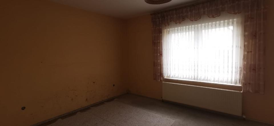 Einfamilienhaus Annaburg - 6 Zimmer, 120 m&sup2;, 100.000&euro; | Angebot:26857373