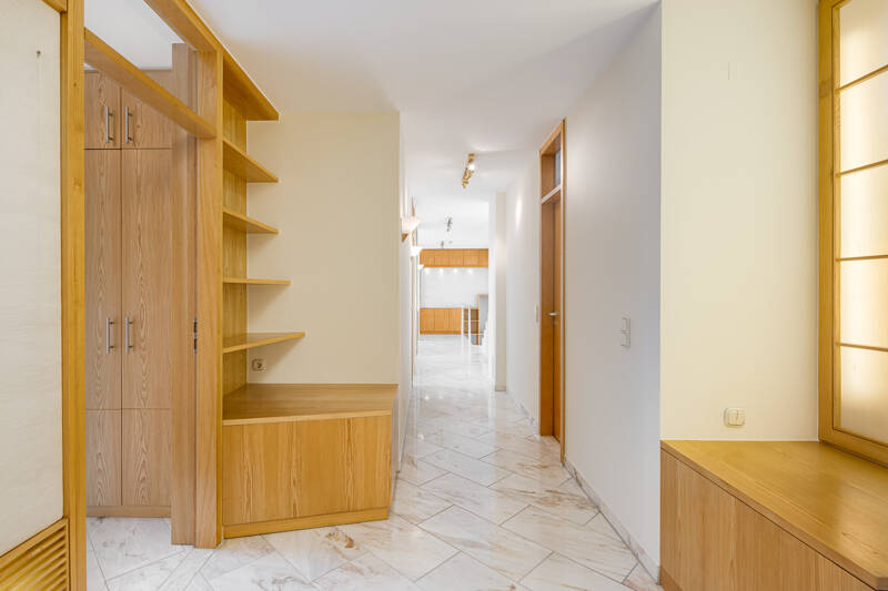 Etagenwohnung München Neuhausen-Nymphenburg - 5 Zimmer, 143 m&sup2;, 1.950.000&euro; | Angebot:26261521