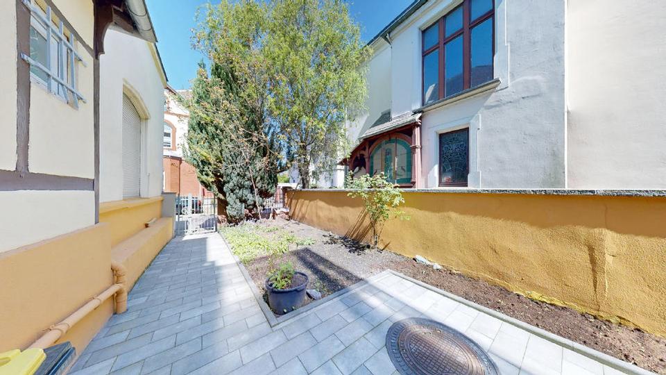 Etagenwohnung Brühl - 3 Zimmer, 137 m&sup2;, 1.550&euro; | Angebot:26462504