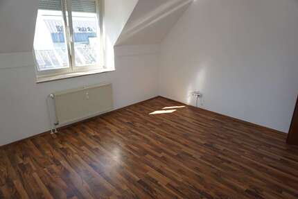Wohnung Zweibrücken - 3 Zimmer, 71 m&sup2;, 678&euro; | Angebot:23080814