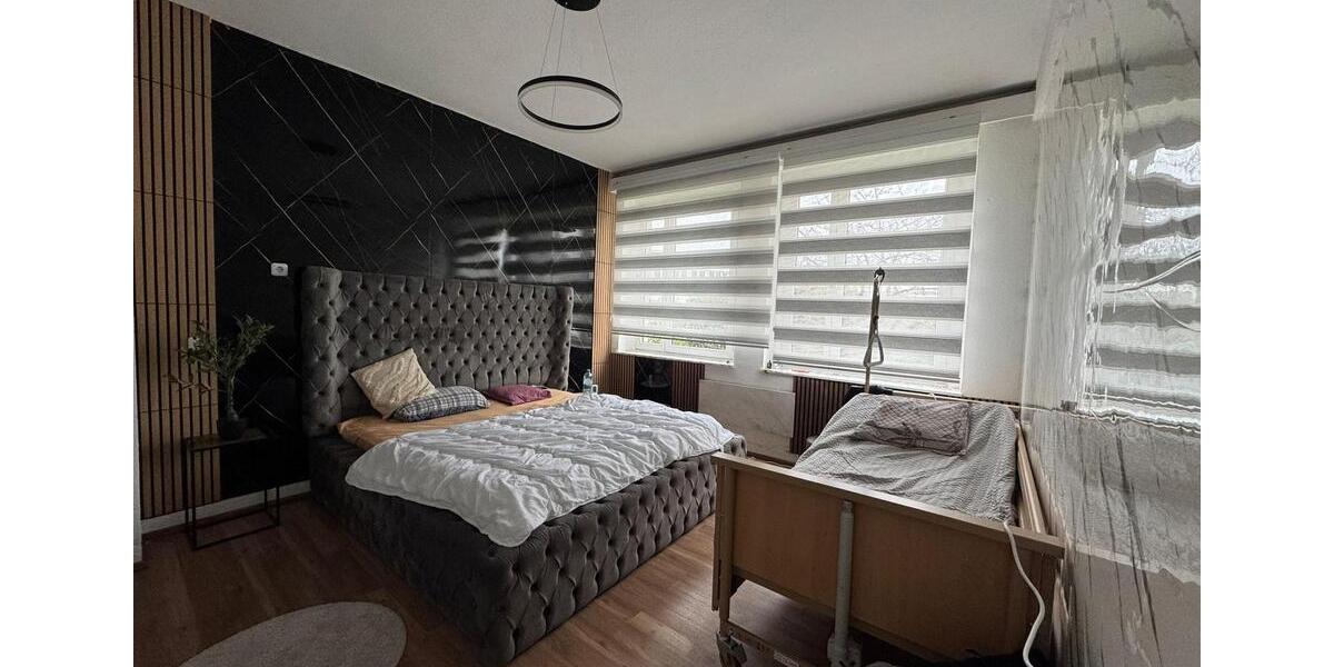 Mehrfamilienhaus, Wohnhaus Krefeld Gellep-Stratum - 9 Zimmer, 307 m&sup2;, 480.000&euro; | Angebot:25375756