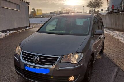 VW Touran 198.000 km 2.150 &euro; Ortenburg 94496