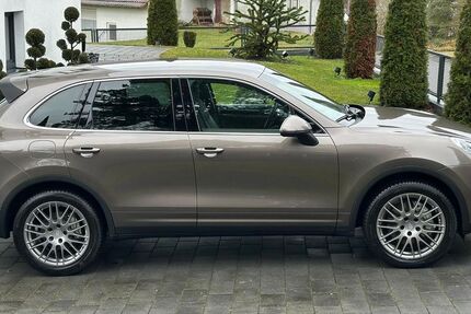 Porsche Cayenne 47.000 km 41.900 &euro; Waldenburg-Sailach 74638