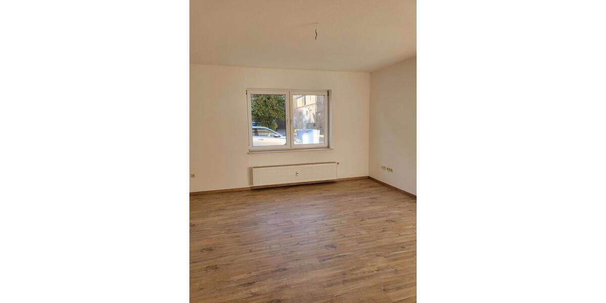 Erdgeschoßwohnung Jarmen - 2 Zimmer, 66 m&sup2;, 405&euro; | Angebot:26070415