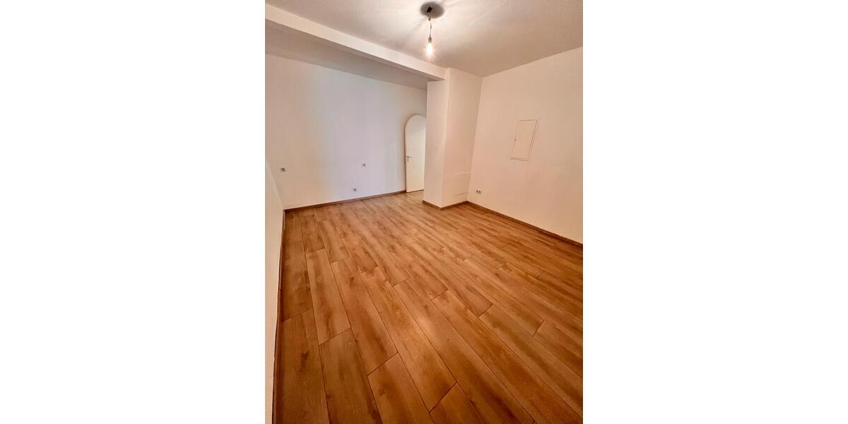 Erdgeschoßwohnung Erbach - 3 Zimmer, 117 m&sup2;, 1.000&euro; | Angebot:25947875
