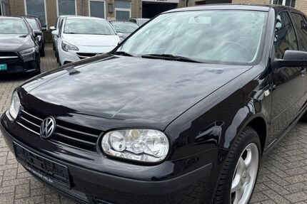 VW Golf 141.262 km 2.990 &euro; Viersen 41748