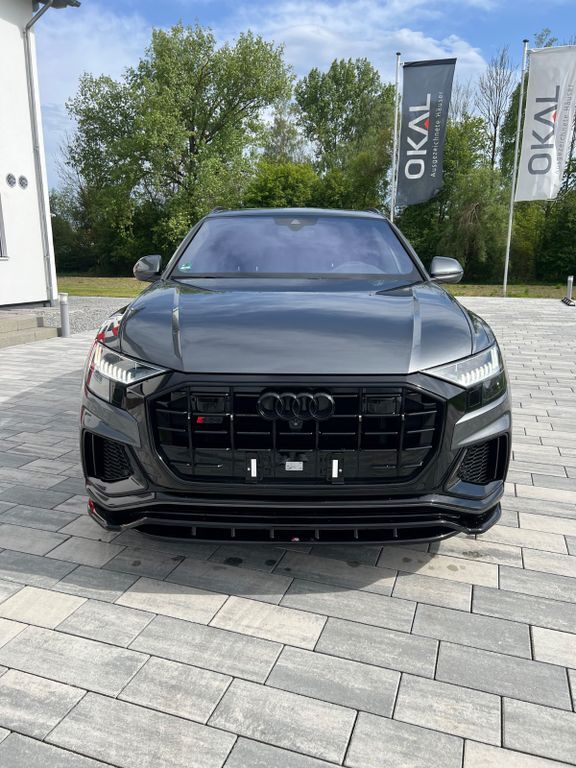 Audi Q8 150.000 km 50.300 € landau a.d.Isar. 94405