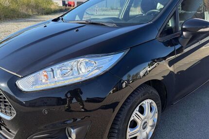 Ford Fiesta 112.000 km 7.500 &euro; Oberschneiding 94363