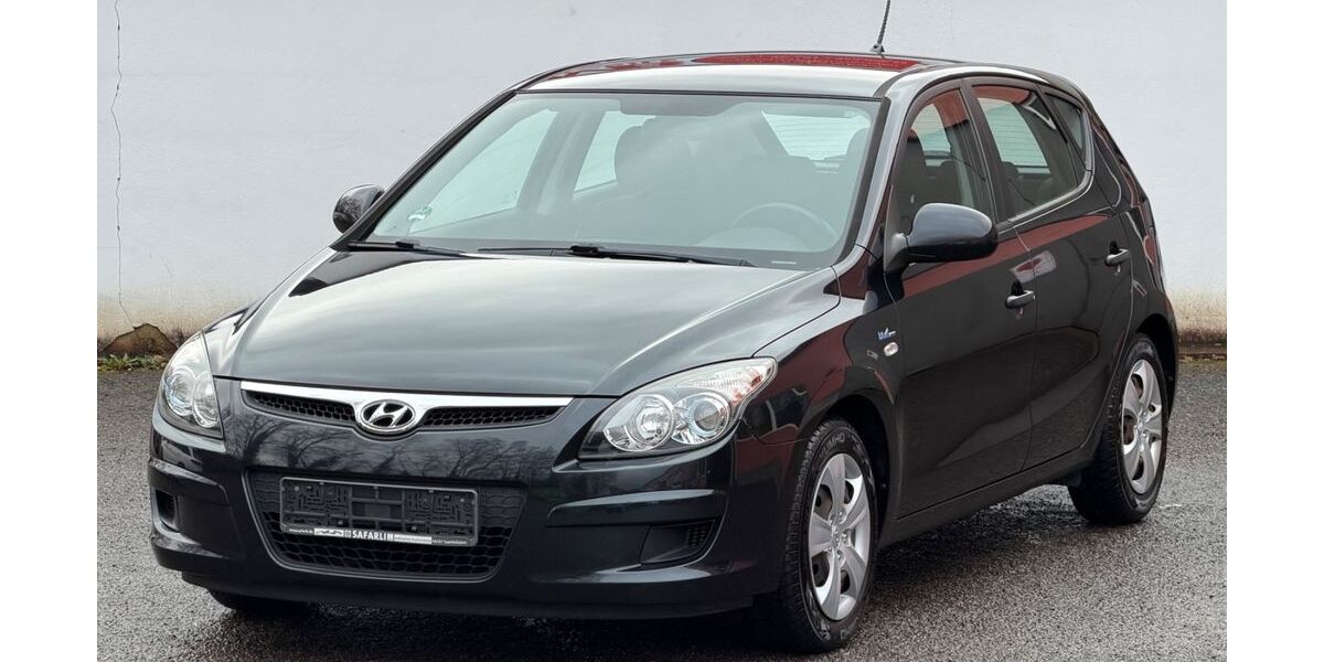 Hyundai i30 117.000 km 3.499 &euro; Völklingen 66333