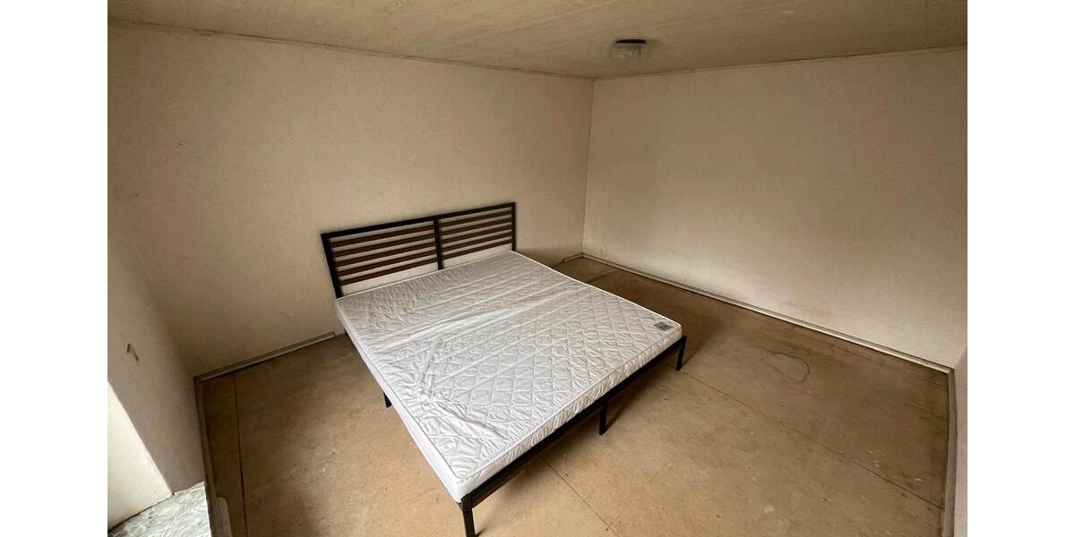 Einfamilienhaus Arnstein - 6 Zimmer, 132 m&sup2;, 65.000&euro; | Angebot:27131238