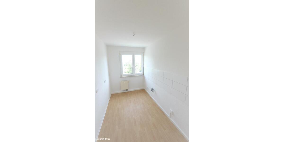 Etagenwohnung Saalfeld (Saale) - 2 Zimmer, 47 m&sup2;, 265&euro; | Angebot:25376307