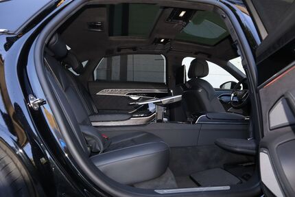 Audi A8 19.000 km 95.000 &euro; Passau 94034