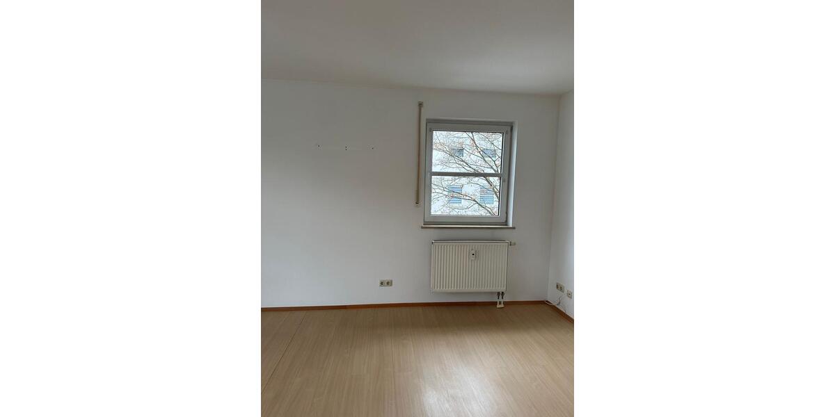 Etagenwohnung Bad Abbach - 2 Zimmer, 61 m&sup2;, 680&euro; | Angebot:24719067