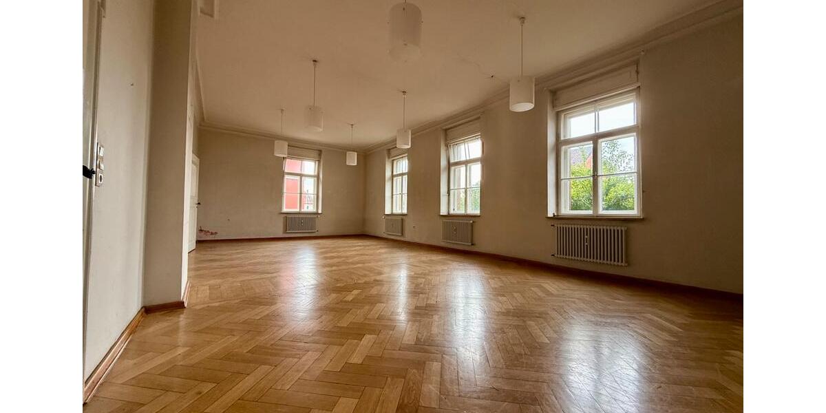 Gewerbeobjekt Uffenheim - 1.650&euro; | Angebot:23510465