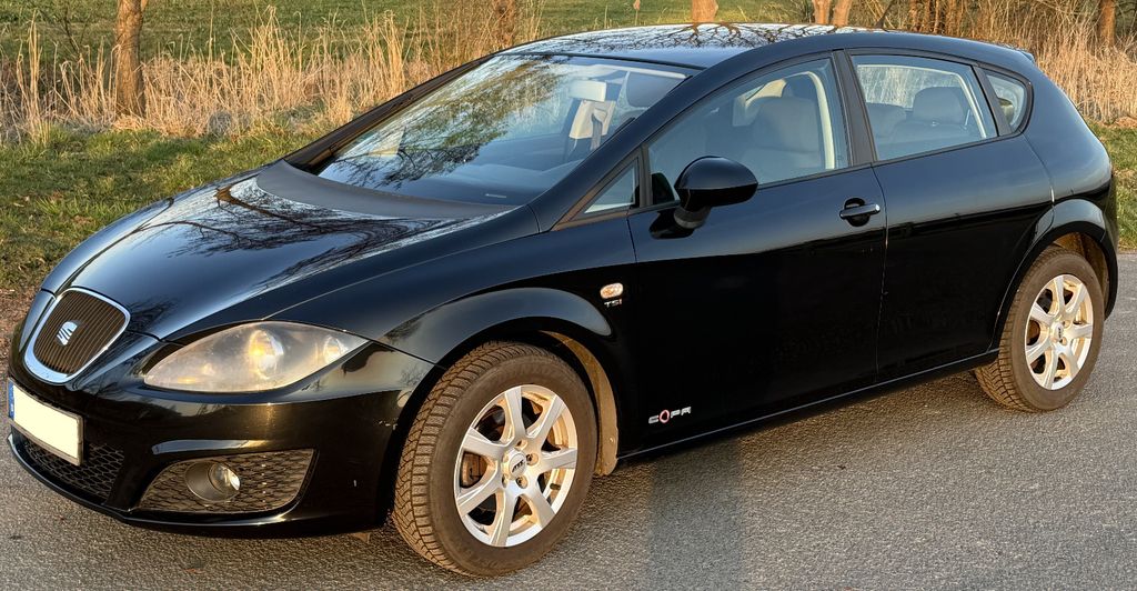 Seat Leon 112.620 km 5.199 &euro; Am Ohmberg 37345
