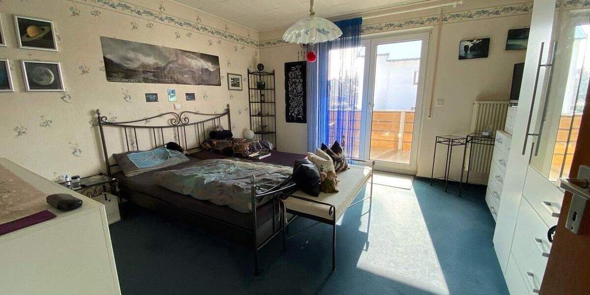 Mehrfamilienhaus, Wohnhaus Langenzenn - 8 Zimmer, 194 m&sup2;, 679.000&euro; | Angebot:25797925