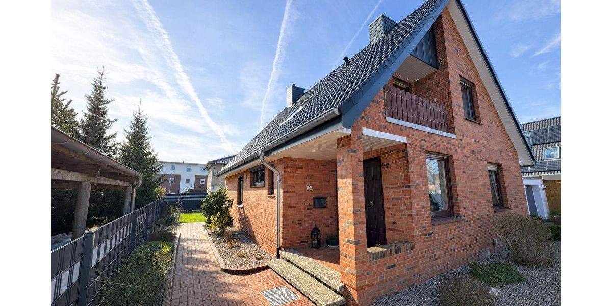 Einfamilienhaus Westerrönfeld - 5 Zimmer, 139 m&sup2;, 335.000&euro; | Angebot:25780002