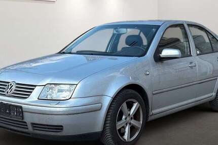 VW Bora 147.721 km 2.299 &euro; Berlin 12681