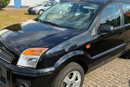 Ford Fusion 127.000 km 3.100 &euro; Lennestadt (Meggen)…. 57368