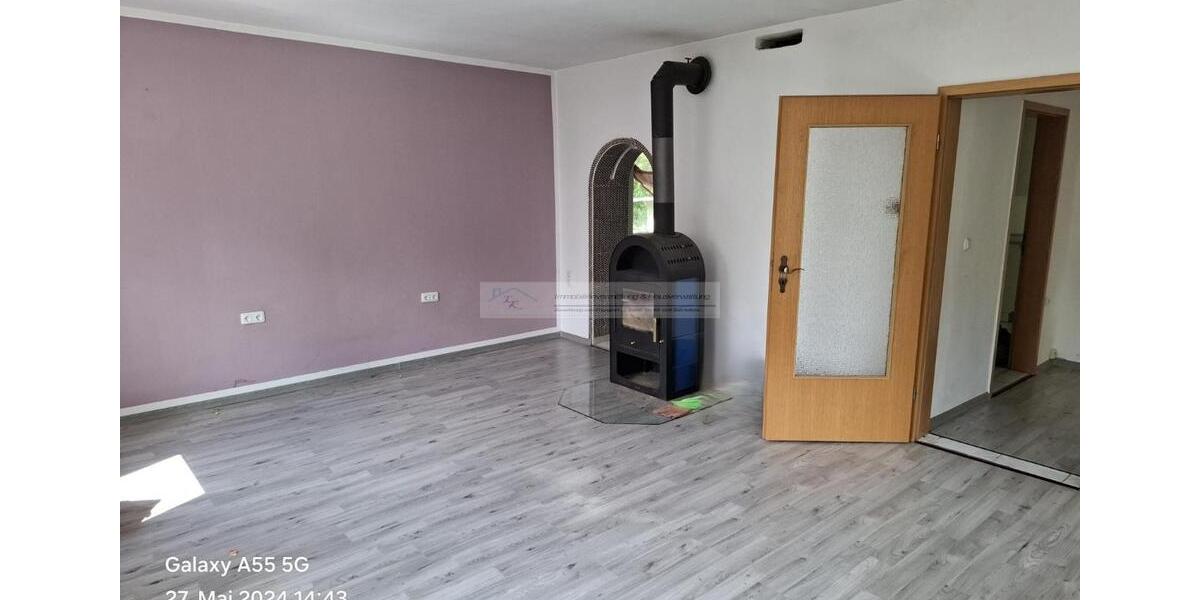 Einfamilienhaus Schirnding - 7 Zimmer, 220 m&sup2;, 1.300&euro; | Angebot:26544388