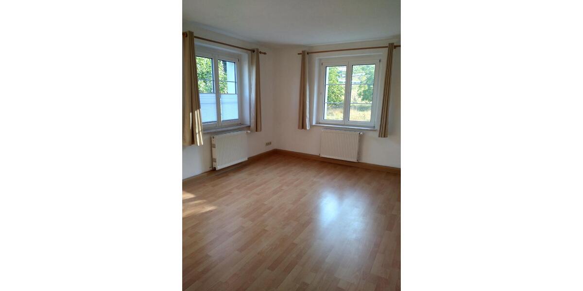 Etagenwohnung Nünchritz - 2 Zimmer, 51 m&sup2;, 329&euro; | Angebot:22894556