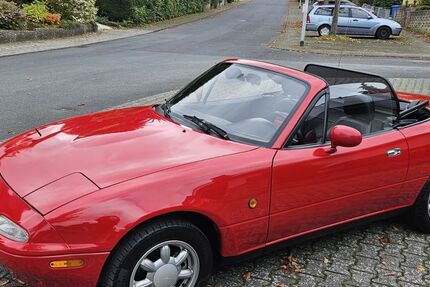 Mazda MX-5 125.000 km 8.500 € Idstein 65510