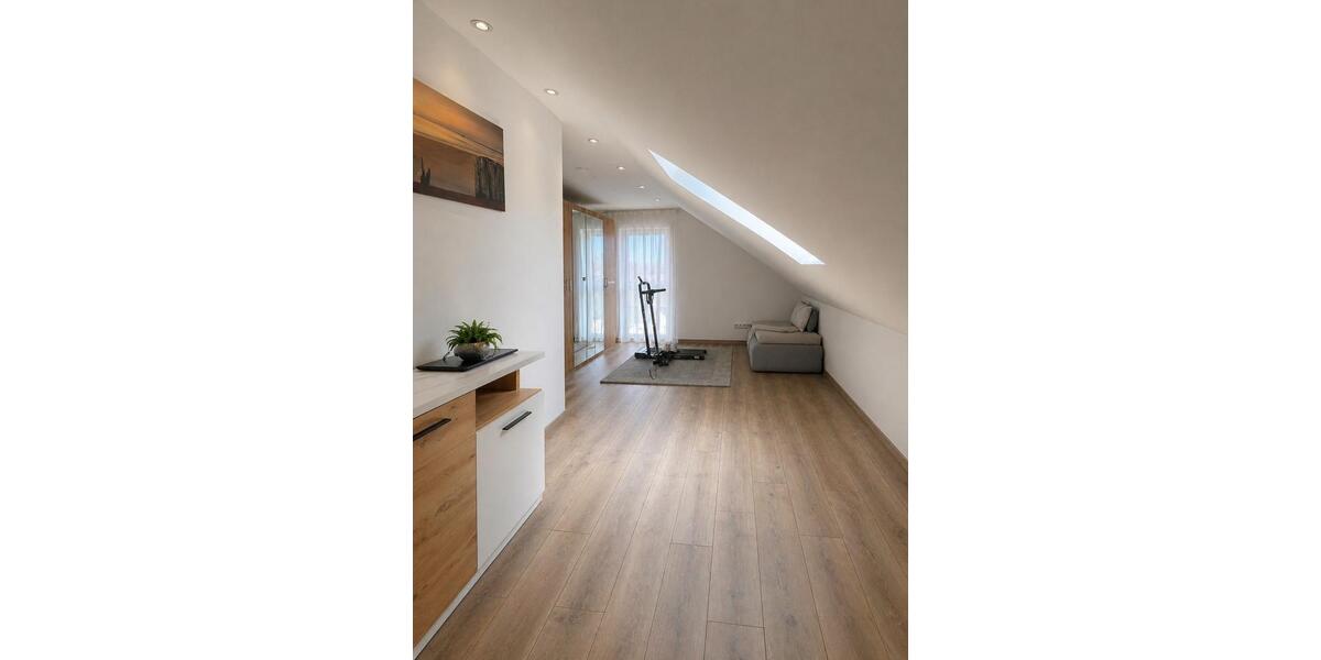 Doppelhaushälfte Denkendorf - 6 Zimmer, 120 m&sup2;, 1.650&euro; | Angebot:26331660