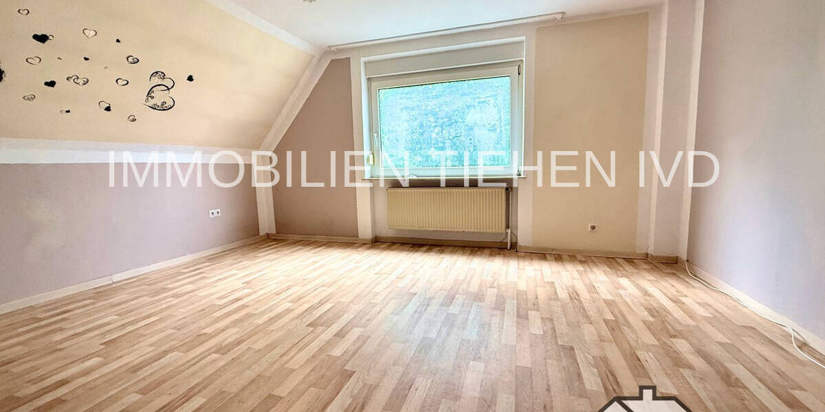 Einfamilienhaus Lähden - 8 Zimmer, 153 m&sup2;, 245.000&euro; | Angebot:24046962