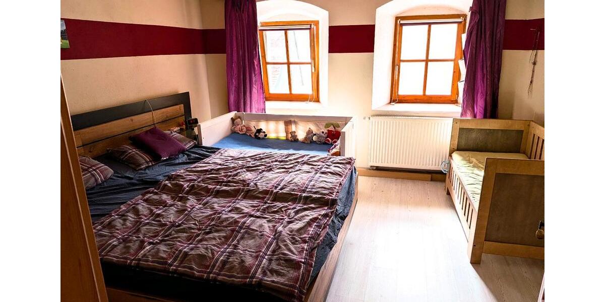 Einfamilienhaus Pfreimd - 5 Zimmer, 90 m&sup2;, 220.000&euro; | Angebot:26914906
