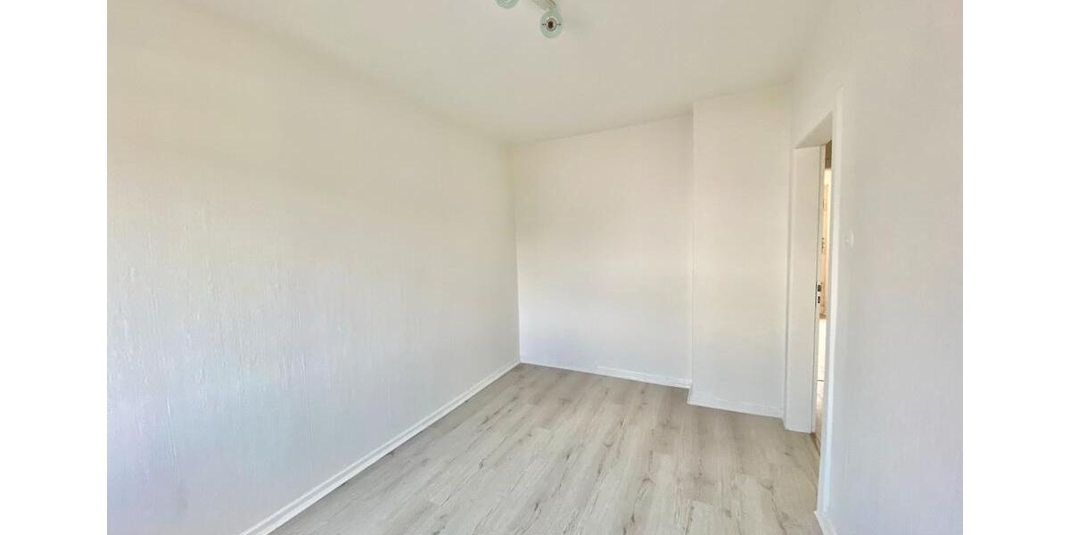 Reihenmittelhaus zur Miete mit Garten und Garage in Bothfeld 5 zimmer