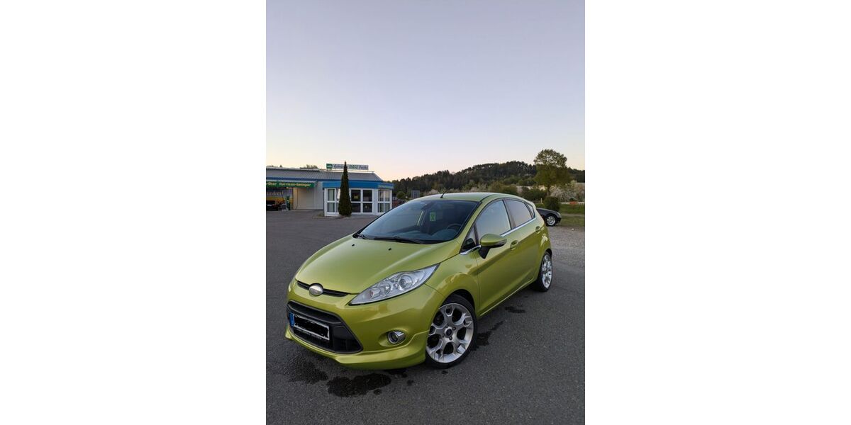 Ford Fiesta 209.000 km 3.300 &euro; Ehingen (Donau) 89584