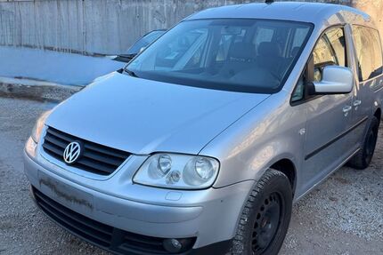 VW Caddy 232.500 km 2.590 &euro; Nürnberg 90449