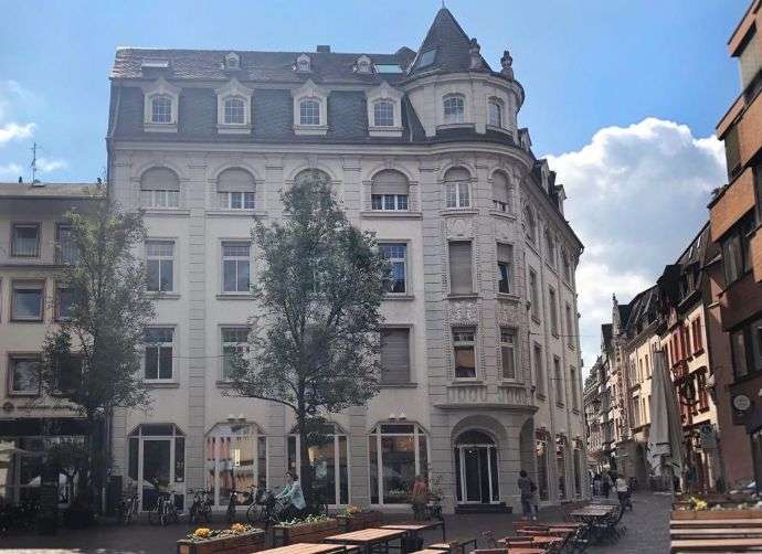 Etagenwohnung Trier Altstadt - 4 Zimmer, 95 m&sup2;, 1.140&euro; | Angebot:27445903