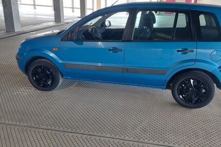 Ford Fusion 81.000 km 3.700 &euro; Ingolstadt 85049