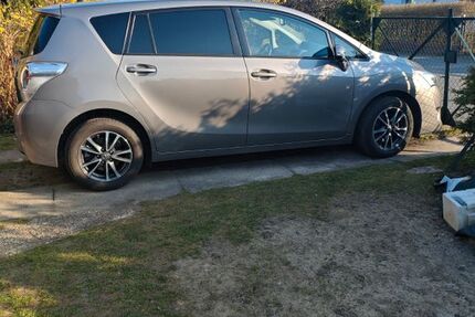 Toyota Verso 108.000 km 10.399 &euro; Berlin 12279