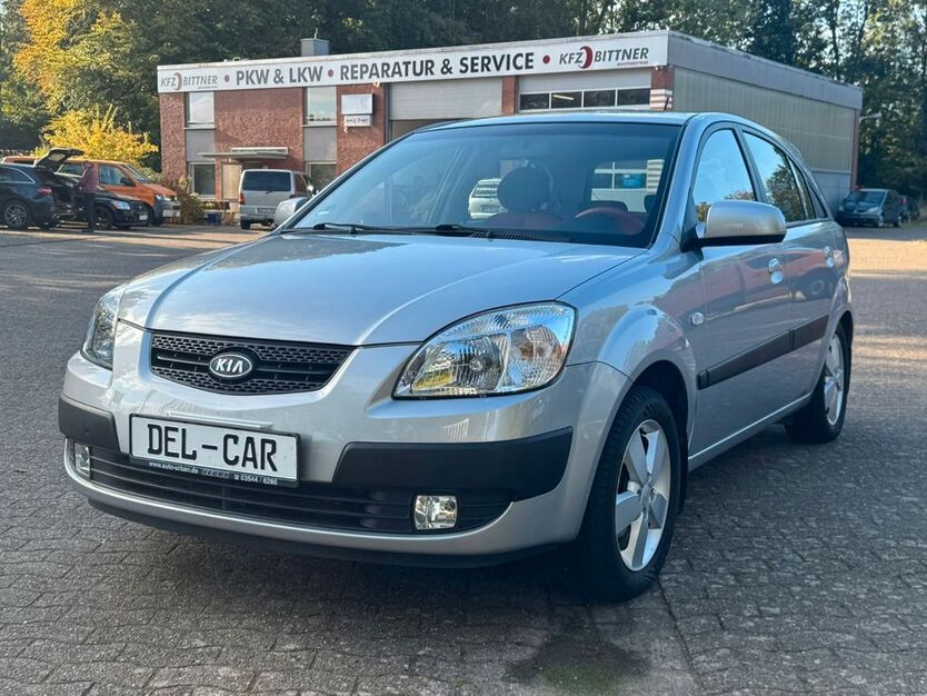 Kia Rio 118.500 km 3.499 € Delmenhorst 27751