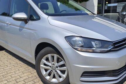 VW Touran 125.900 km 14.950 &euro; Emsdetten 48282