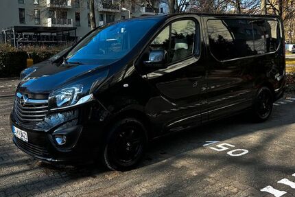 Opel Vivaro 88.800 km 16.990 &euro; Berlin 12349