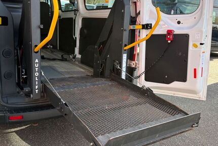 Ford Transit 74.800 km 29.990 &euro; Lübeck 23560