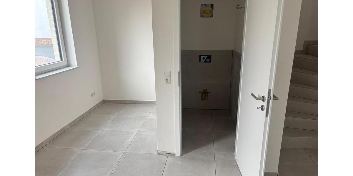 Einfamilienhaus Mömlingen - 3 Zimmer, 125 m&sup2;, 1.450&euro; | Angebot:24121666